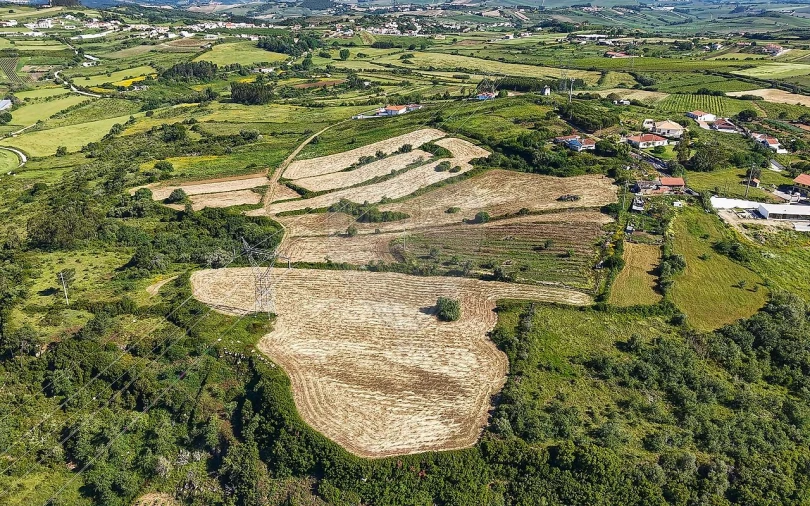 Terreno para Venda em Santo Quintino Foto 3