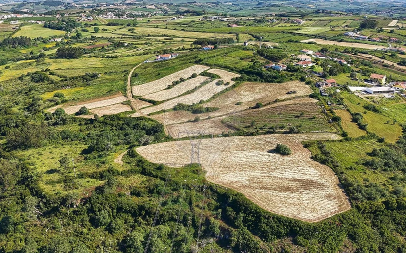 Terreno para Venda em Santo Quintino Foto 1