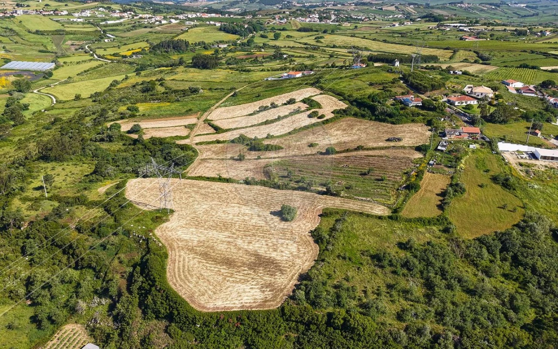 Terreno para Venda em Santo Quintino Foto 4