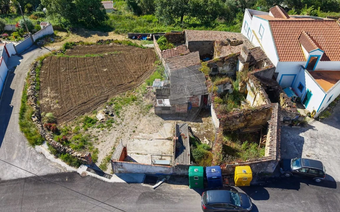 Moradia T2 para Venda em Santo Quintino Foto 19