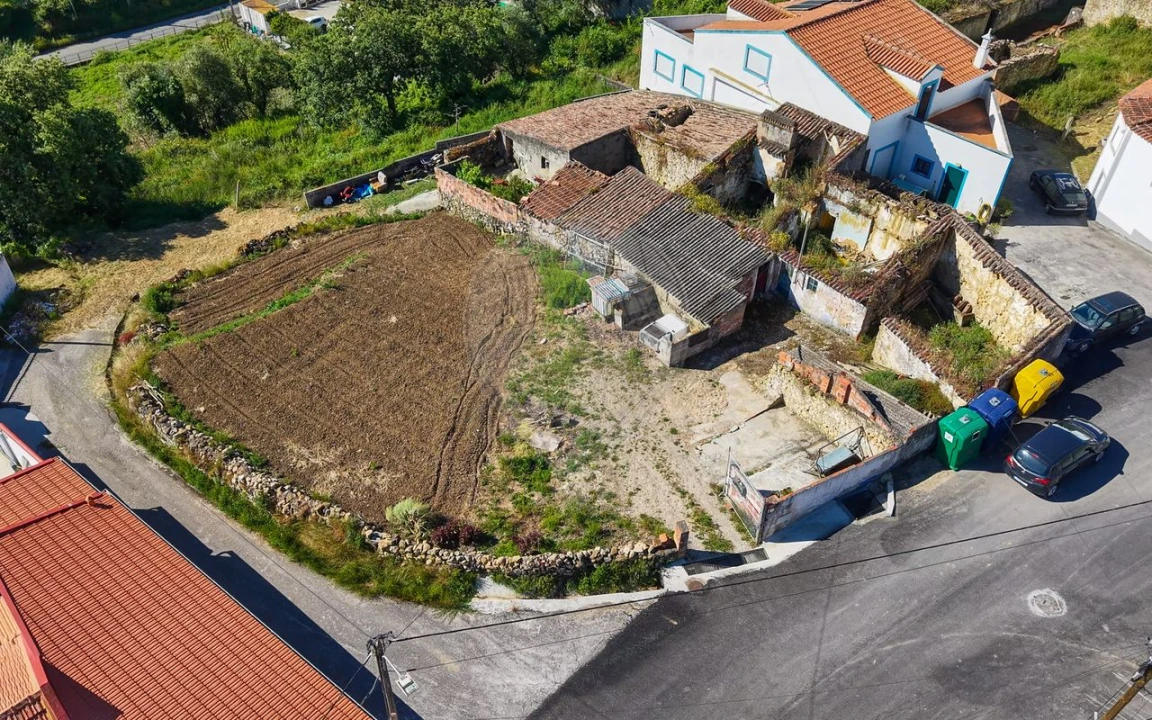 Moradia T2 para Venda em Santo Quintino Foto 21