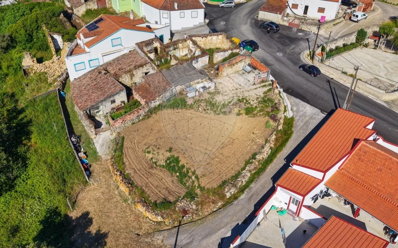 Moradia T2 para Venda em Santo Quintino Foto 13