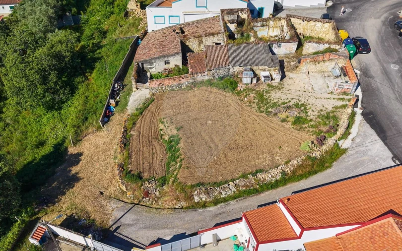 Moradia T2 para Venda em Santo Quintino Foto 23