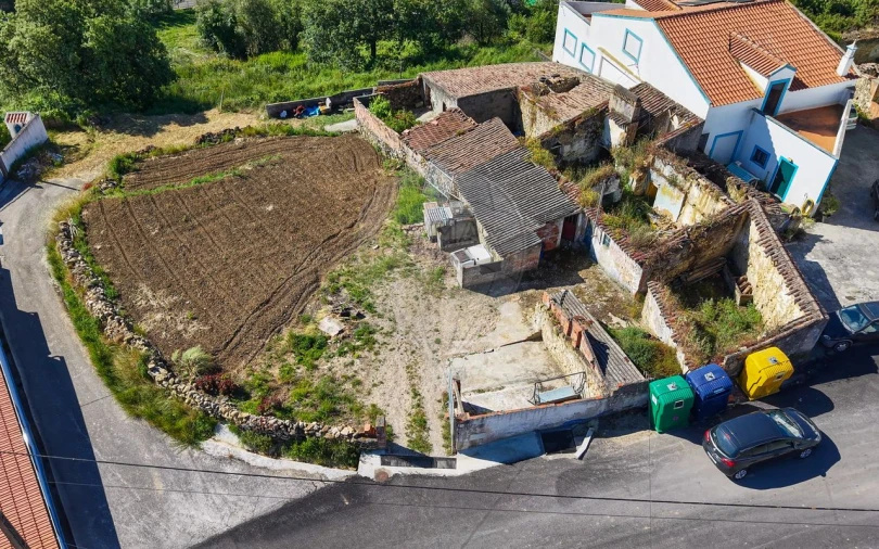 Moradia T2 para Venda em Santo Quintino Foto 18