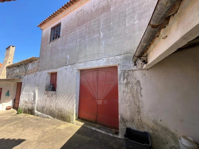 Moradia T2 para Venda em Olho Marinho Foto 4