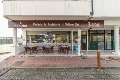 Negócio para Trespasse em Vila de Cucujães