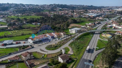Negócio para Trespasse em Vila de Cucujães