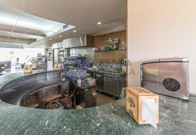 Negócio para Trespasse em Vila de Cucujães