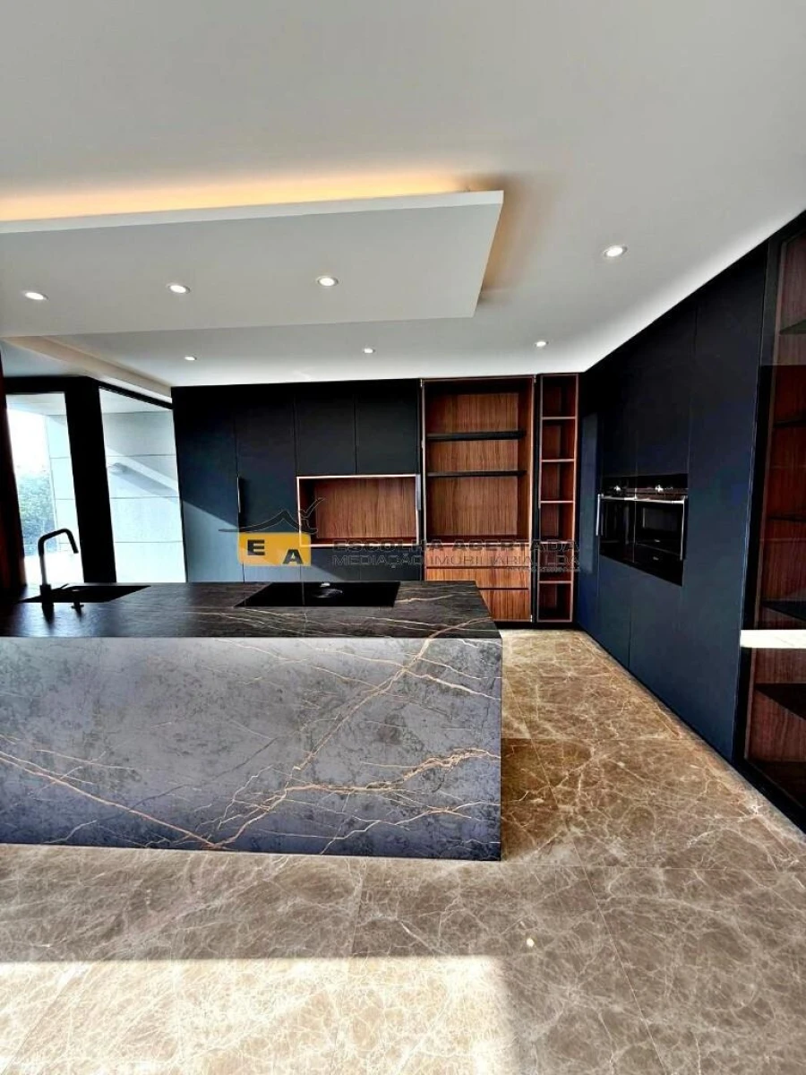 Apartamento T4 para Venda em Vila do Conde Foto 2