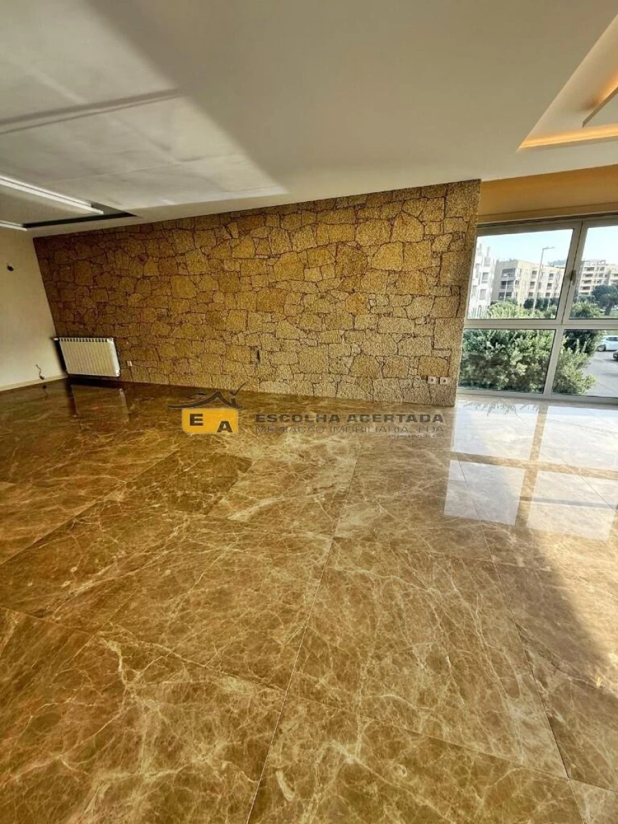 Apartamento T4 para Venda em Vila do Conde Foto 4