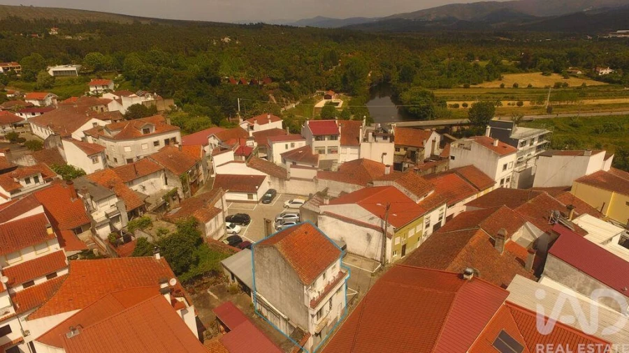 Moradia T4 para Venda em Sarzedo Foto 24