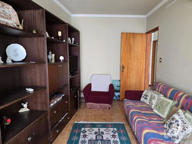 Moradia T4 para Venda em Sarzedo Foto 5