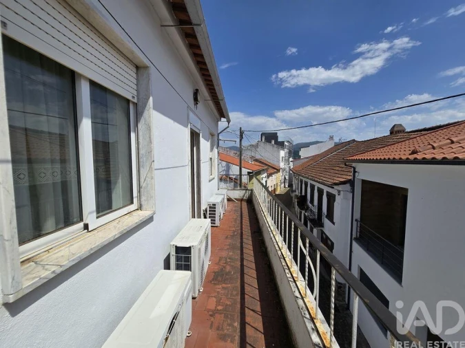 Moradia T4 para Venda em Sarzedo Foto 17