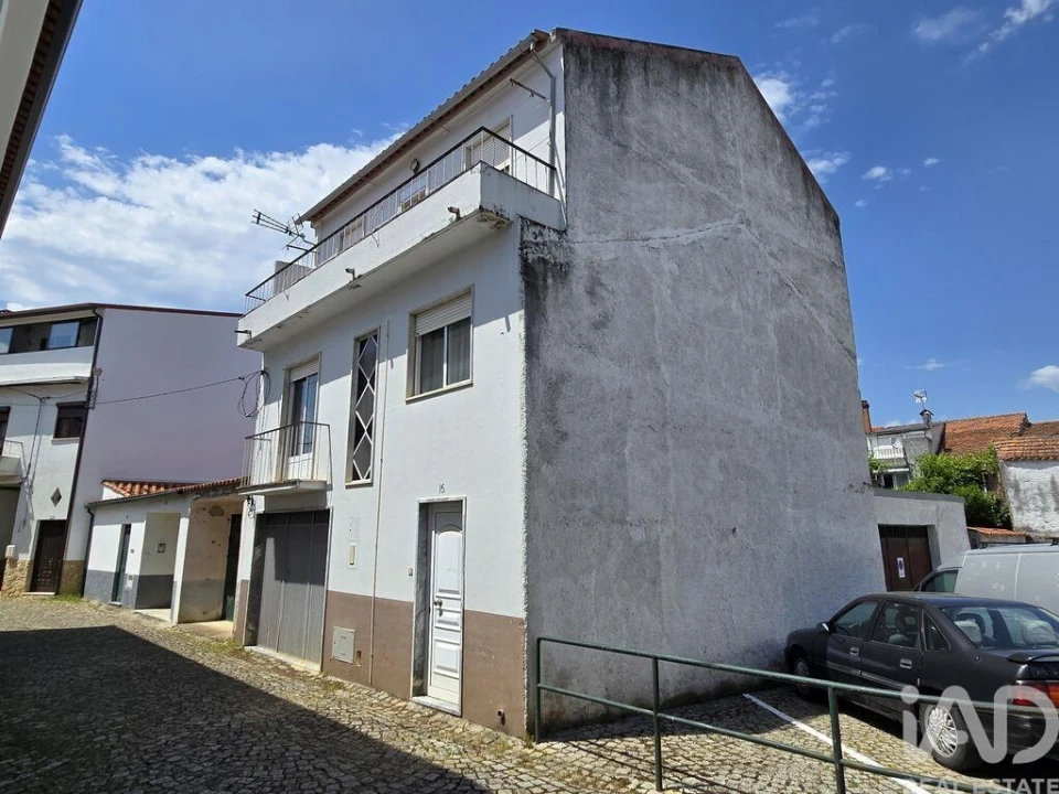 Moradia T4 para Venda em Sarzedo Foto 2