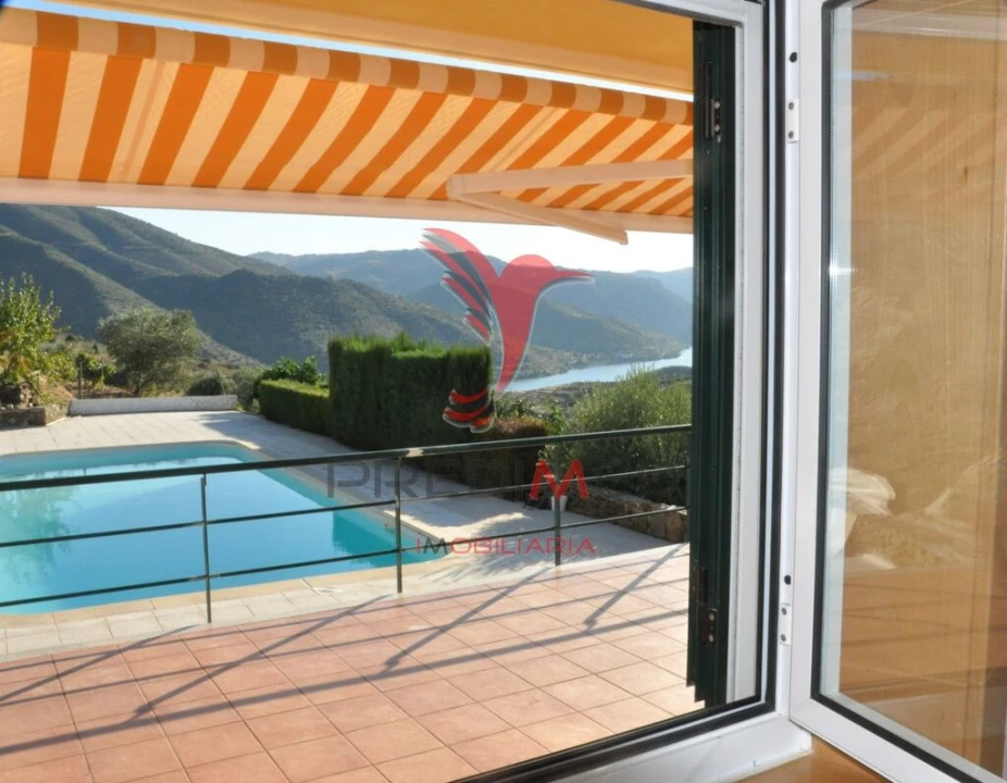 Quinta T3 para Venda em Seixo de Ansiães Foto 16