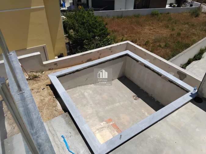 Moradia T3 para Venda em Charneca de Caparica e Sobreda Foto 6