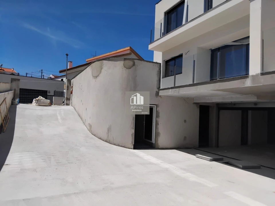 Moradia T3 para Venda em Charneca de Caparica e Sobreda Foto 5