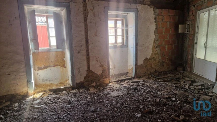 Moradia T2 para Venda em Coz, Alpedriz e Montes Foto 14