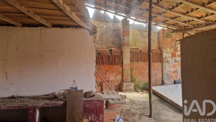 Moradia T2 para Venda em Coz, Alpedriz e Montes Foto 16