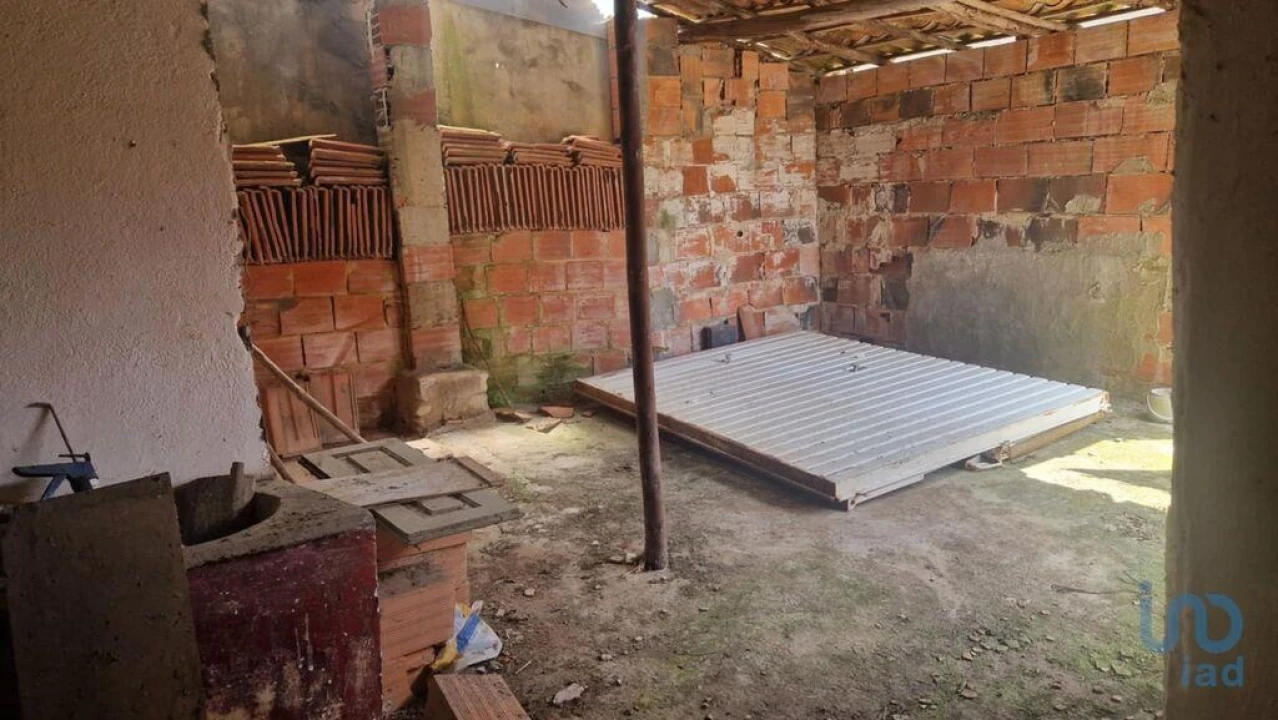 Moradia T2 para Venda em Coz, Alpedriz e Montes Foto 10