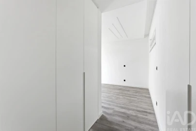 Apartamento T3 para Venda em Santa Iria de Azoia, São João da Talha e Bobadela