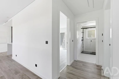 Apartamento T3 para Venda em Santa Iria de Azoia, São João da Talha e Bobadela