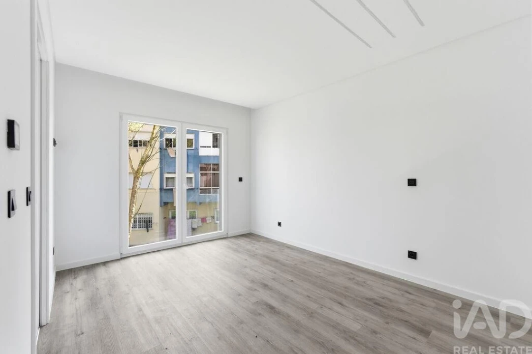 Apartamento T3 para Venda em Santa Iria de Azoia, São João da Talha e Bobadela Foto 20