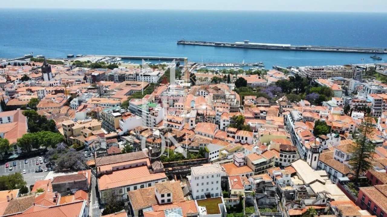 Prédio para Venda em Funchal (São Pedro) Foto 1