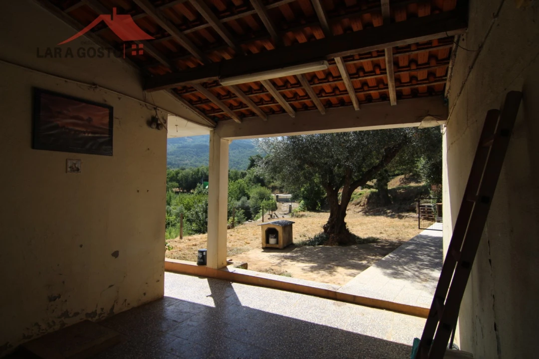 Moradia T4 para Venda em Vale Benfeito Foto 16