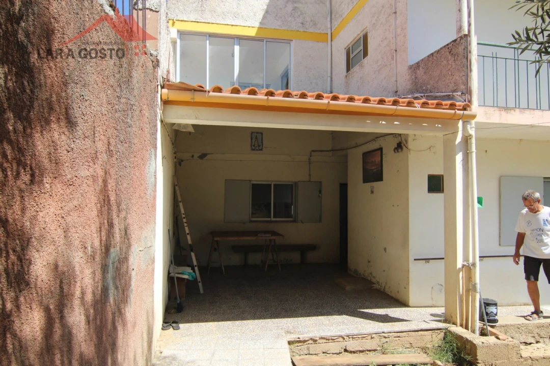 Moradia T4 para Venda em Vale Benfeito Foto 18