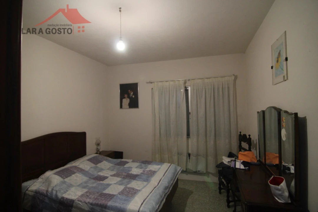 Moradia T4 para Venda em Vale Benfeito Foto 31