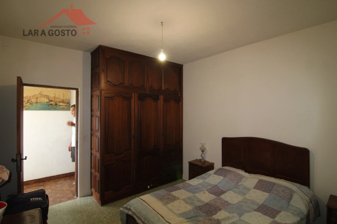 Moradia T4 para Venda em Vale Benfeito Foto 33