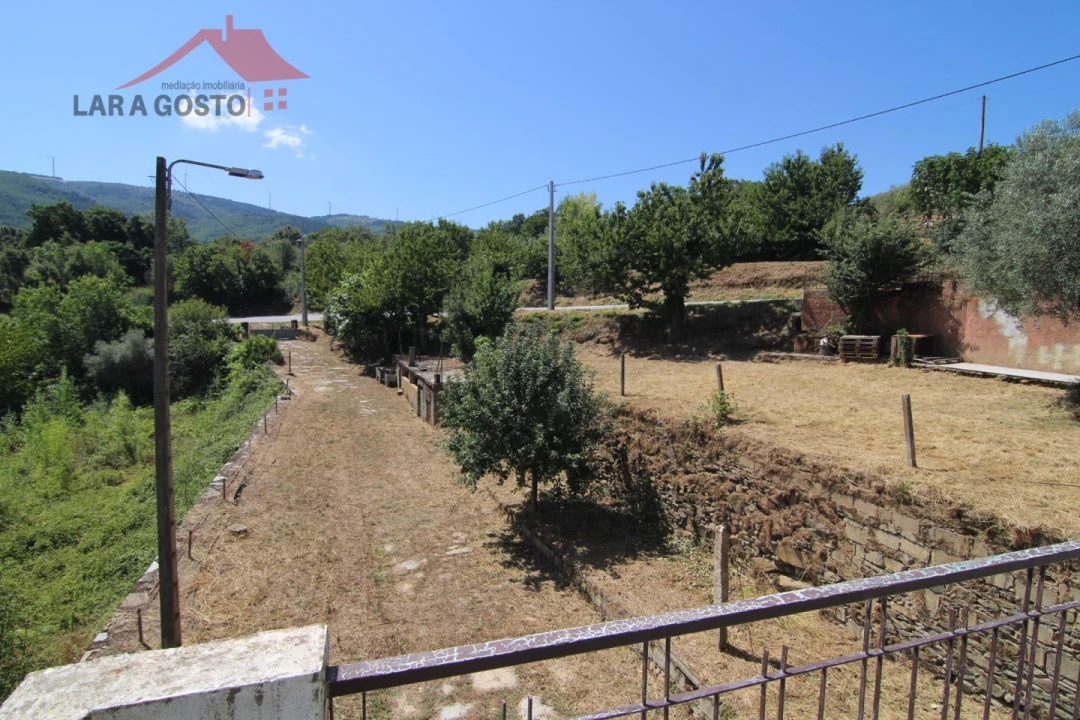 Moradia T4 para Venda em Vale Benfeito Foto 36