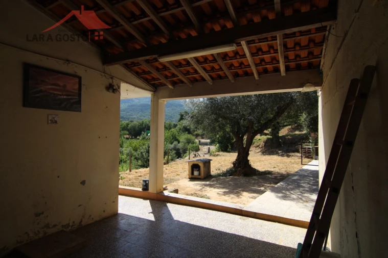 Moradia T4 para Venda em Vale Benfeito Foto 16