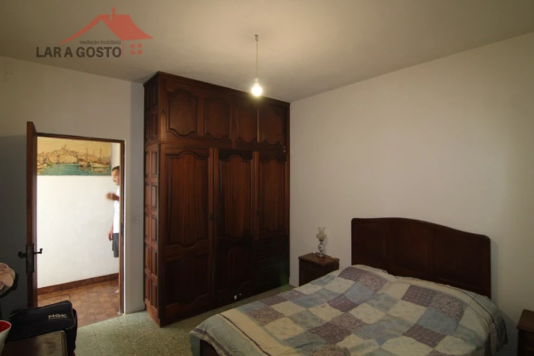 Moradia T4 para Venda em Vale Benfeito Foto 33