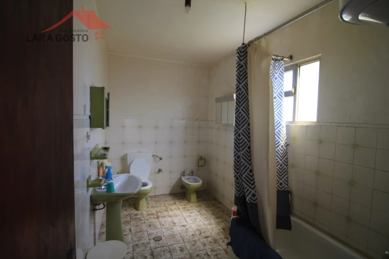 Moradia T4 para Venda em Vale Benfeito Foto 34