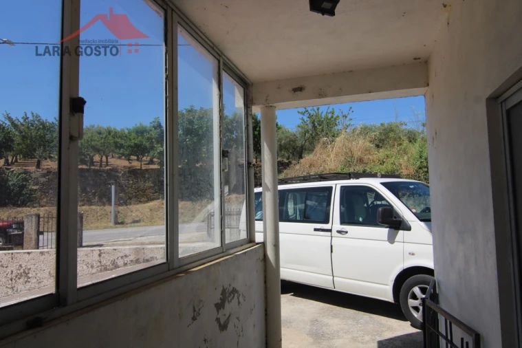 Moradia T4 para Venda em Vale Benfeito Foto 38