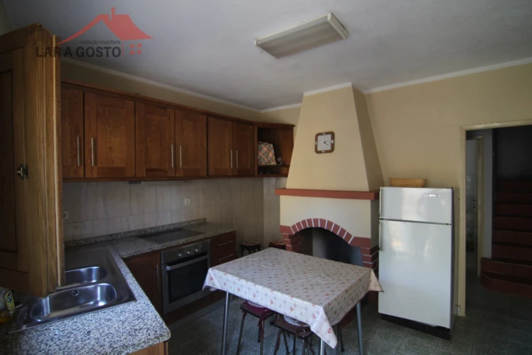 Moradia T4 para Venda em Ala e Vilarinho do Monte Foto 7