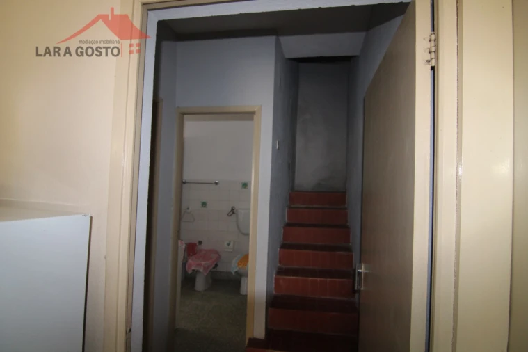 Moradia T4 para Venda em Ala e Vilarinho do Monte Foto 8