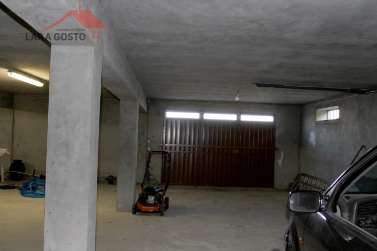 Moradia T4 para Venda em Bouça Foto 14