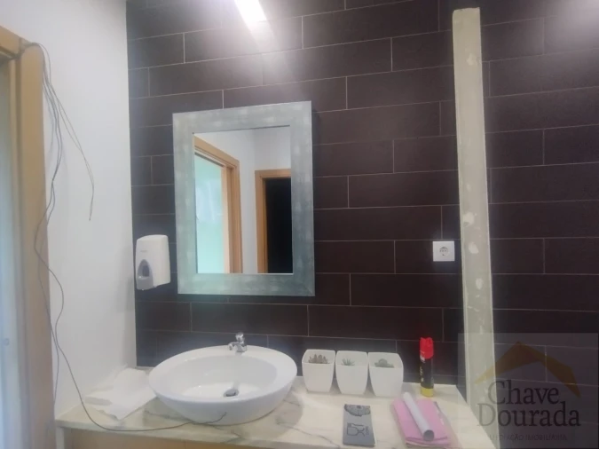 Loja para Venda em Eiras e São Paulo de Frades Foto 9