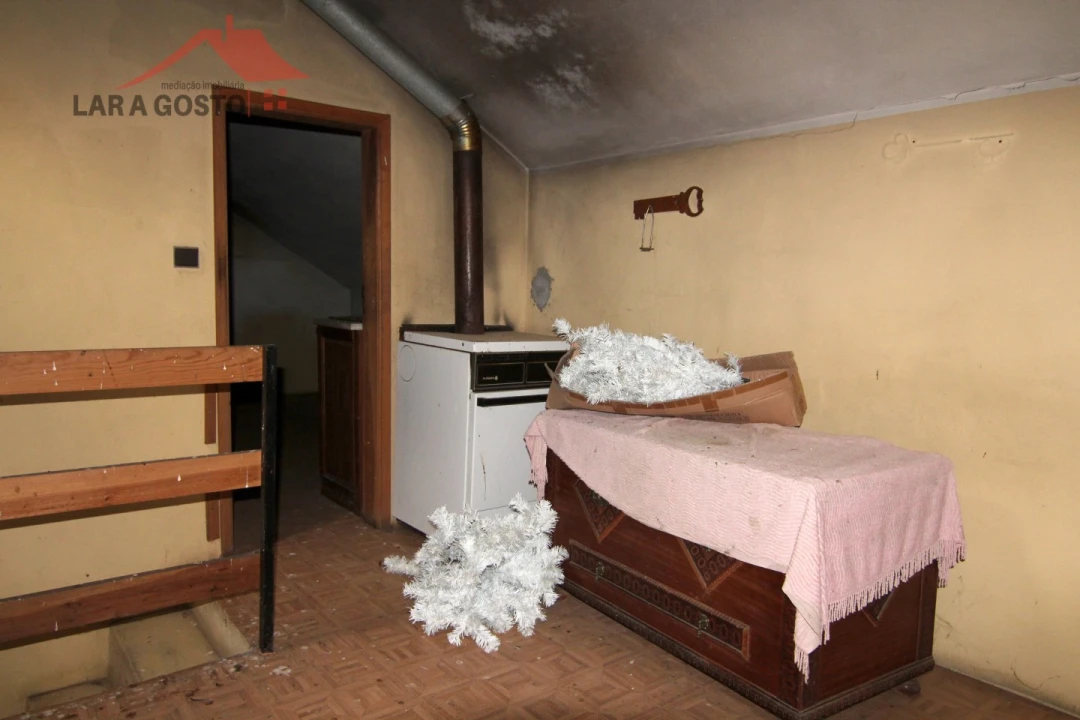 Moradia T3 para Venda em Grijo Foto 12