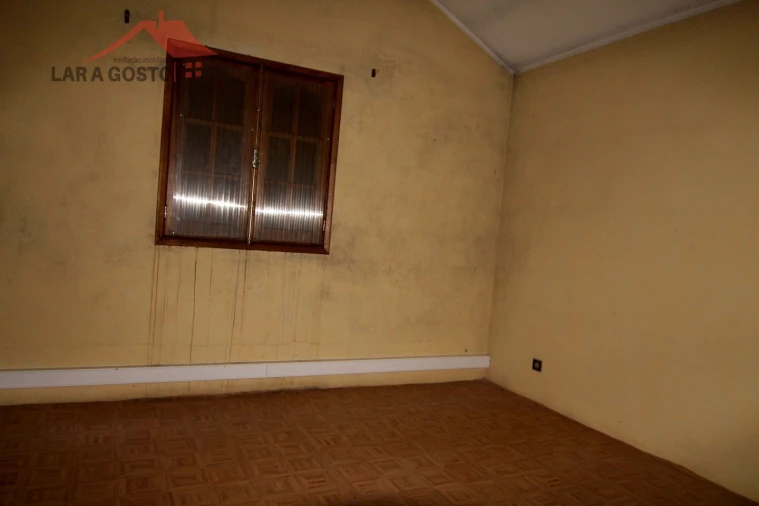 Moradia T3 para Venda em Grijo Foto 13