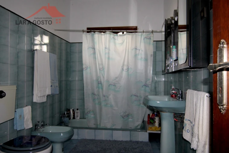 Moradia T3 para Venda em Grijo Foto 14