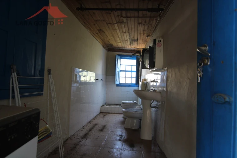 Moradia T2 para Venda em Vale Benfeito Foto 6