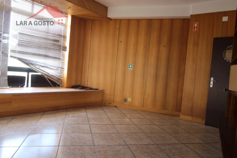 Loja para Arrendamento em Macedo de Cavaleiros Foto 8