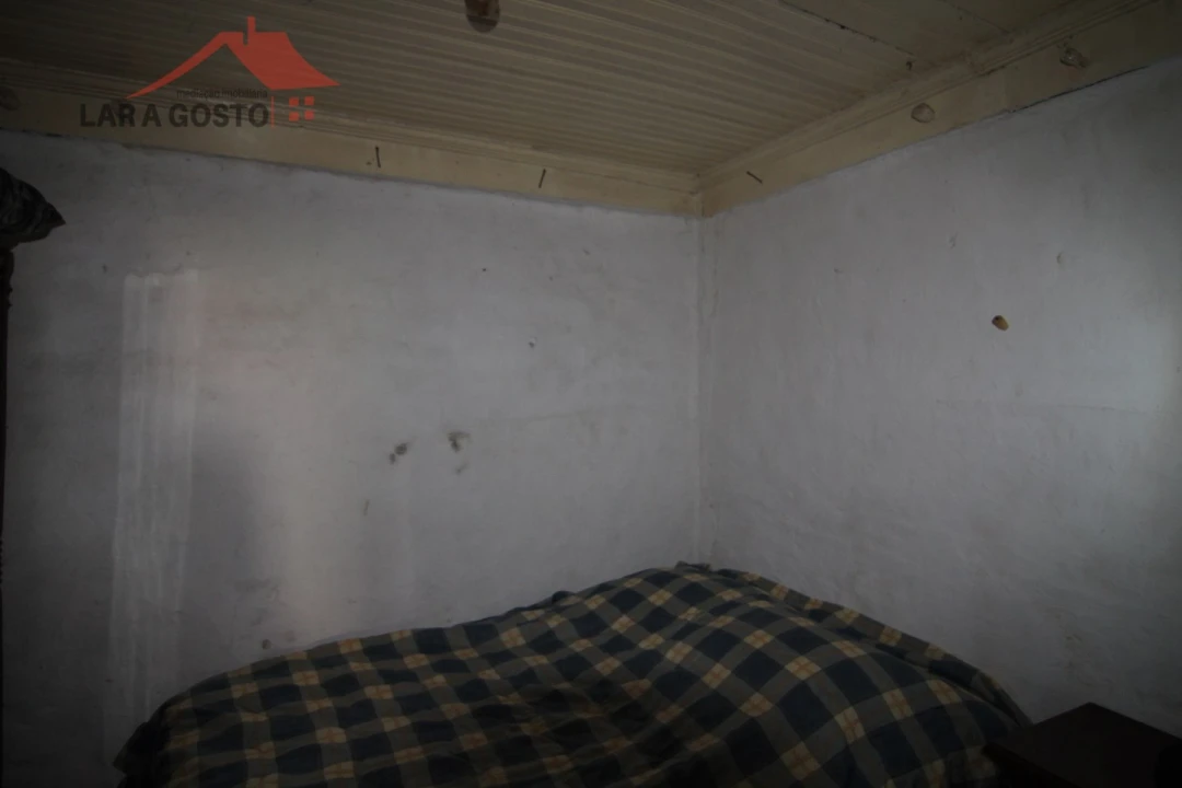 Moradia T4 para Venda em Arcas Foto 15