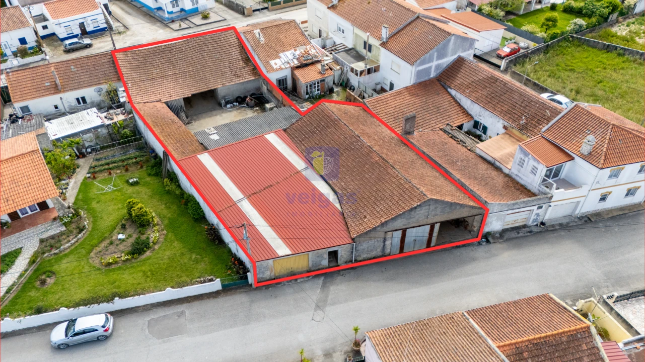 Armazém para Venda em Peniche Foto 1