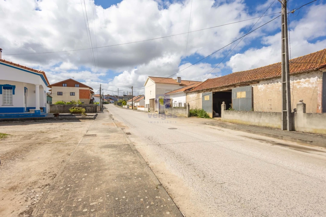 Armazém para Venda em Peniche Foto 32