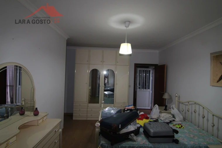 Moradia T2 para Venda em Lombo Foto 12